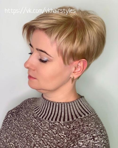 Pixie имеет много вариаций длины чёлки, висков и затылка, что каждый может найти для себя свою идеальную короткую стрижку. 01