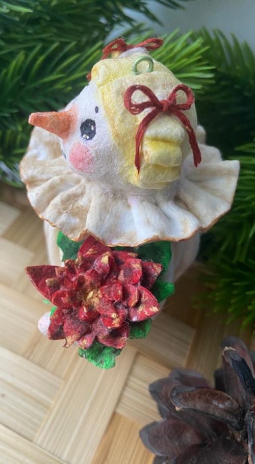 Сначала я хотела сделать снеговика мальчика. 02