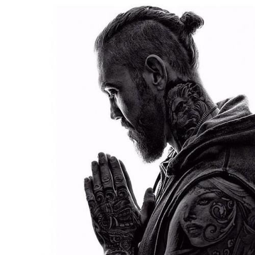 Top Knot (высокий узел). 04 Top Knot (высокий узел). 04