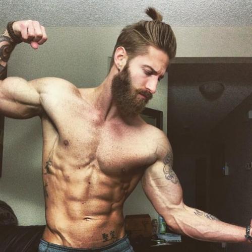 Top Knot (высокий узел). 09 Top Knot (высокий узел). 09