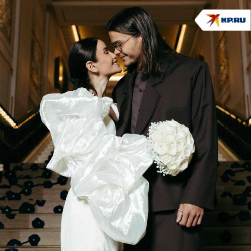 Айза рассказала, с кем провела брачную ночь после свадьбы со Степаном. 02