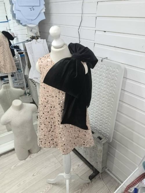 Ищу девочек для фотосессии в нарядных платьях. 01