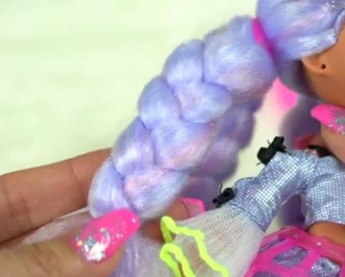 Уже появилась куча обзоров на танцевальных омг. 03