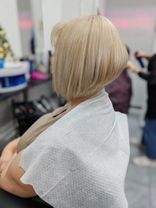 Названа самая модная стрижка этой весны - даже укладки не требует. 01