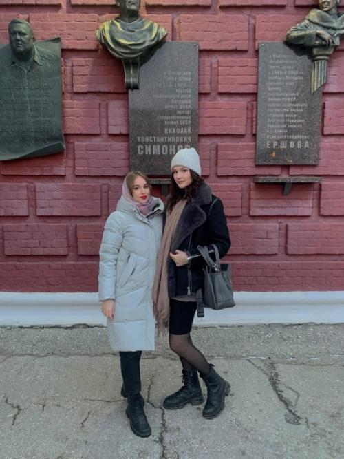 На прошлых выходных отметили с Полиной наши дни рождения у неё 11 февраля, а у меня 12. 09