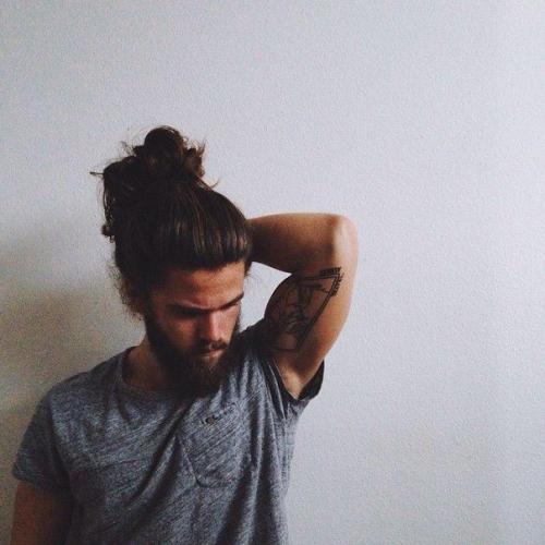 Top Knot (высокий узел). 02 Top Knot (высокий узел). 02