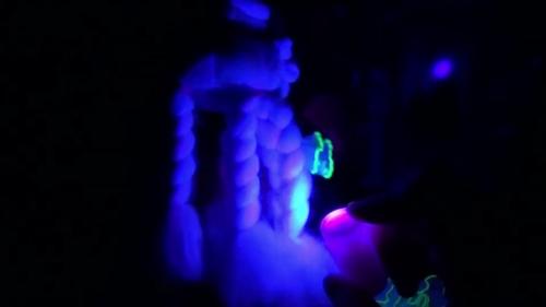 Уже появилась куча обзоров на танцевальных омг. 06