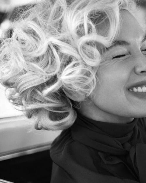 Рене зеллвегер воспроизвела образ голливудской иконы 1950-х годов Мэрилин Монро в фотосессии для California Style & Culture. 02