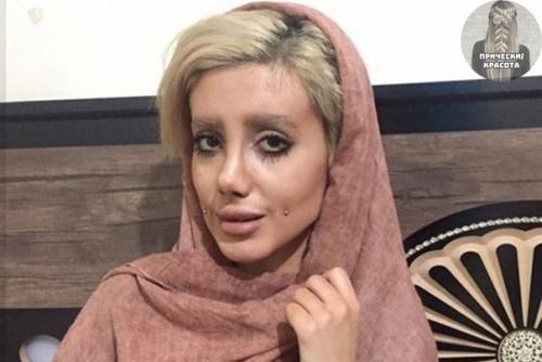 Женщина сделала 50 операций, чтобы быть похожей на Анджелину Джоли. 02