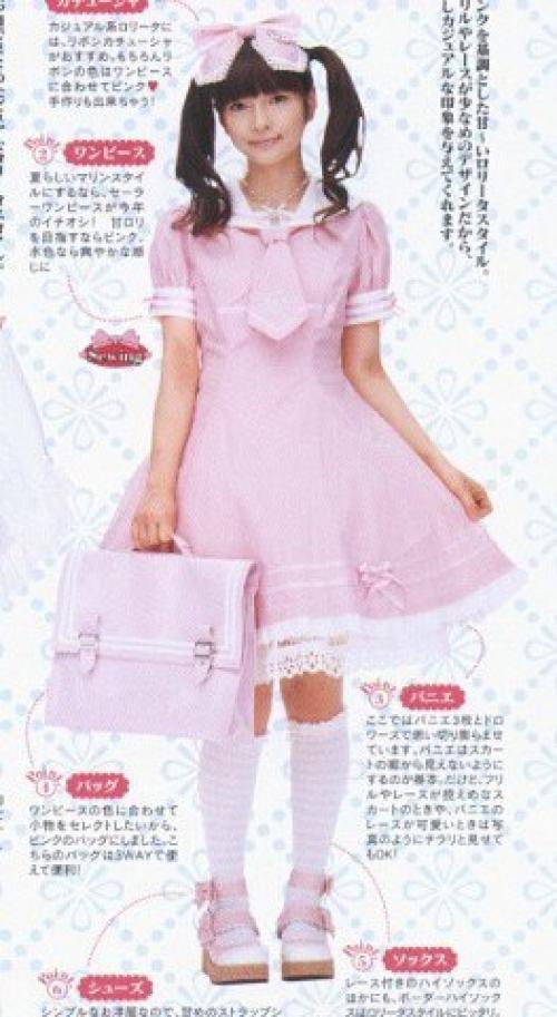Стиль Lolita.  Стиль Лолита пришёл к нам из Японии, а корни его уходят в викторианскую эпоху. 04