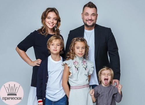 Какие же они хорошие и настоящие, не испорченные деньгами и славой. 02