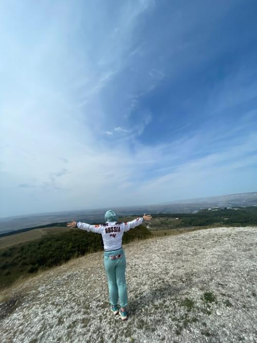 В честь дня рождения решила выложить красивые фото себя с отпуска (на последнем не я, но у него прическа красивая, пусть будет. 07