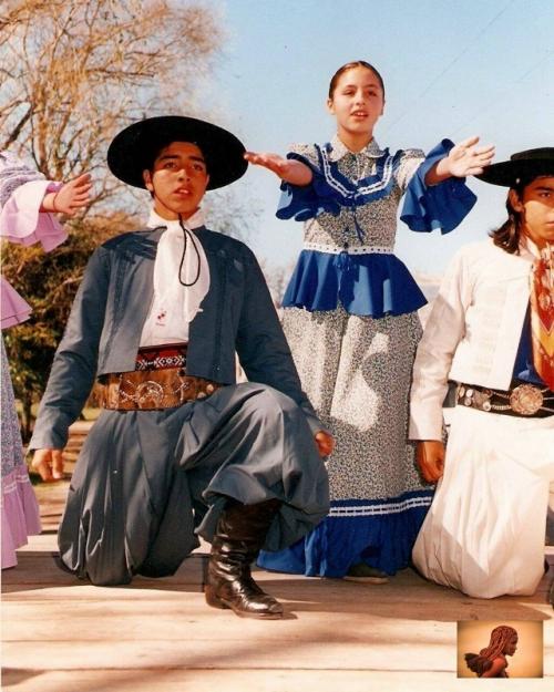 Национальный костюм.  Аргентина. 01