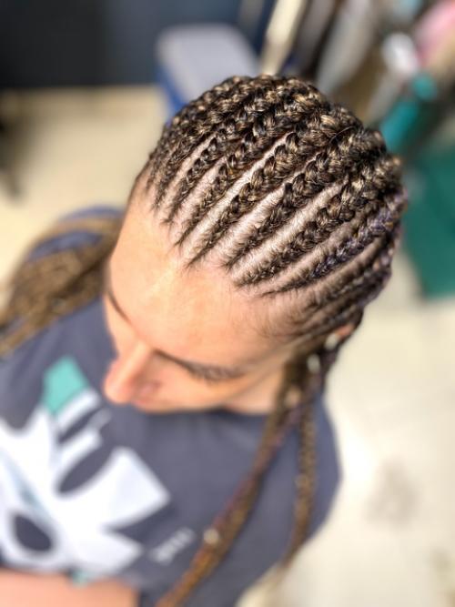 Сфинкс, данная причёска всегда имеет 2 структуры заплета: 05