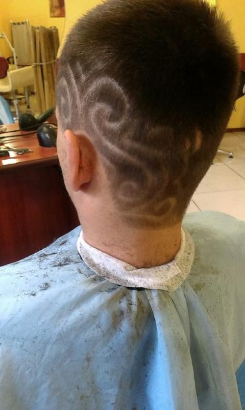 Стрижки, окраски, причёски любой сложности выполняю на дому. 07