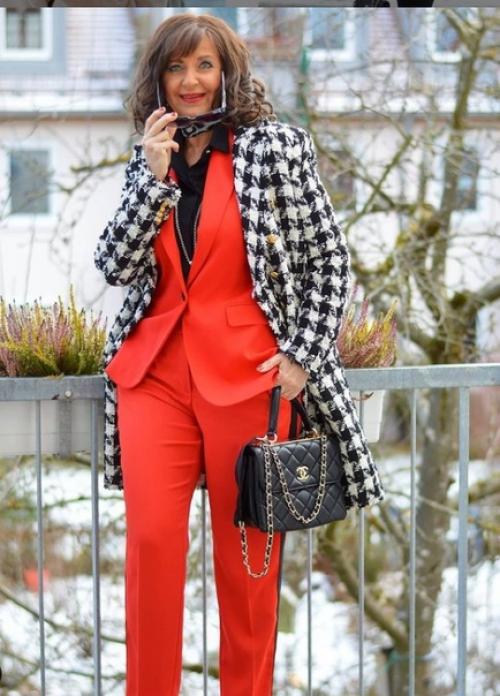 Весенние стильные образы для женщин 50+. 05