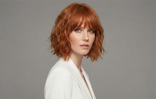 Женские стрижки на средние волосы.

