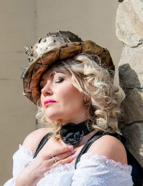 Давно хотела повторить один из своих любимых образов, в стиле стимпанк. 02