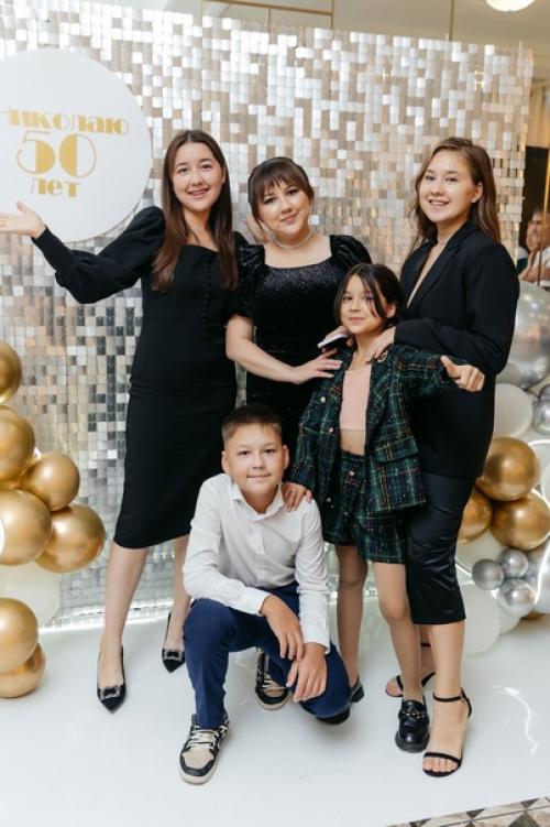 Она была из тех, в кого влюблялись с первого взгляда. 03 Она была из тех, в кого влюблялись с первого взгляда. 03