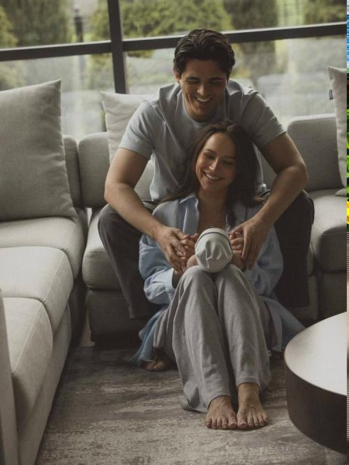 Ранее неизданная фотосессия лерчек со своим избранником и маленьким сыном.

