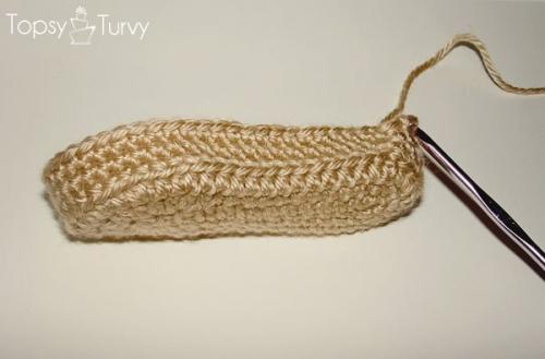 Мы вяжем пинетки крючком. 03