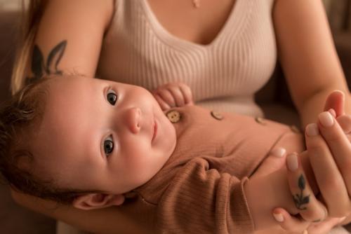 Ценность семейной домашней фотосессии в том, что она передает ту атмосферу, в которой живете именно вы. 04