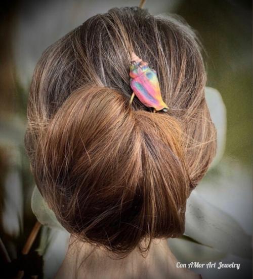 Меня часто просят фото шпилек в волосах, но не всегда у меня есть такая возможность. 01