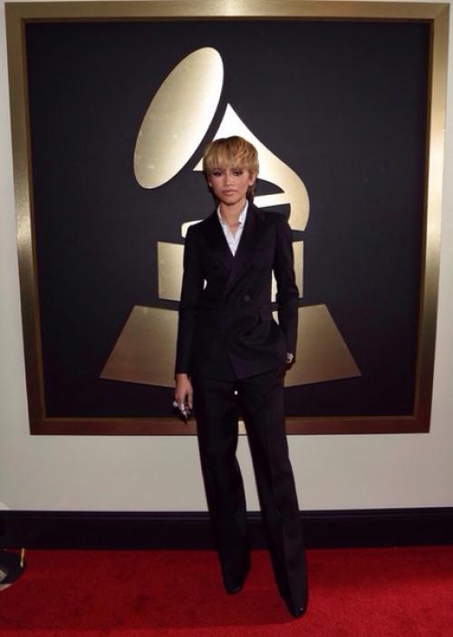 Любовное письмо для зендаи от модного издания V Magazine: 01 Любовное письмо для зендаи от модного издания V Magazine: 01