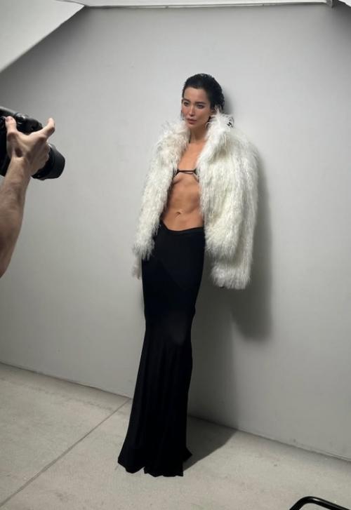 Жена александра цекало обнажила живот в новой фотосессии. 01