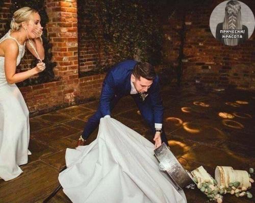 Такие свадебные фото с тортом есть не у каждой пары но какие искренние эмоции! 02