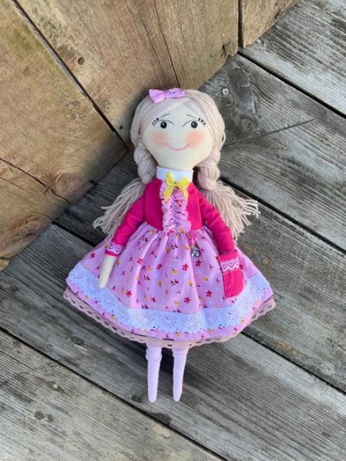 Новая девочка из серии кукол Лучшая Подружка для марии выполнена. 01