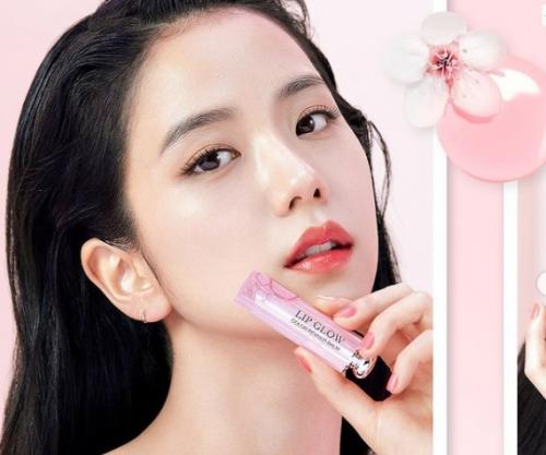 9 лучших летних образов от корейских звезд. 01