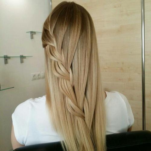 Ух и насыщенные дни были, работала в Витебске, выпускницы, прически, макияж, окрашивания, стрижки и бровки? 01