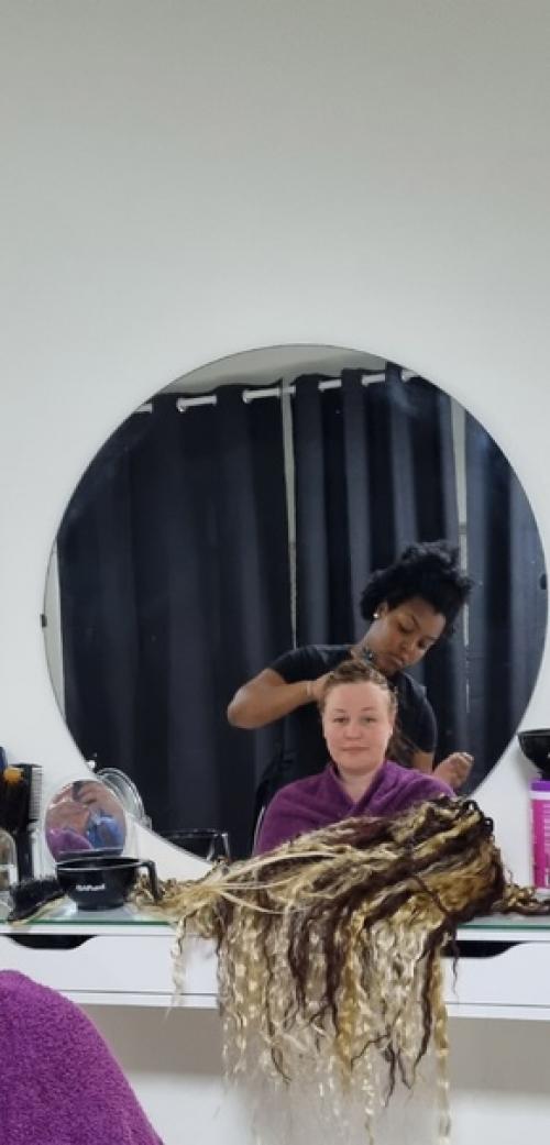 Последний взгляд на уже растрепавшиеся косы и прощаемся с ними! 05