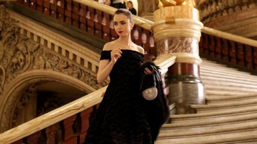 Кинообразы: Эмили в Париже - головокружительное сосредоточение стиля и моды. 05