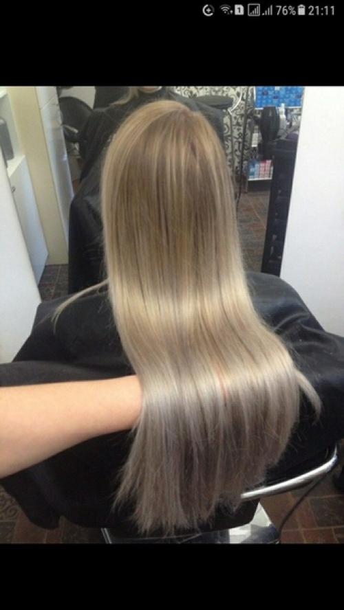 Мечтаешь почувствовать себя сногшебательно чтобы над твоим уникальным образом работал профессионал парикмахер стилист. 05