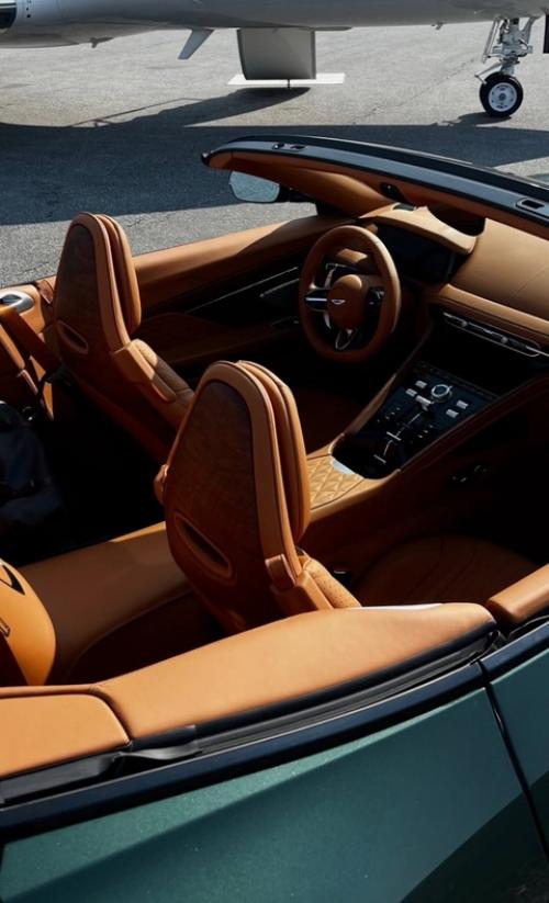 Старшая дочь Анны седоковой демонстрирует роскошную жизнь с новым бойфрендом. 01