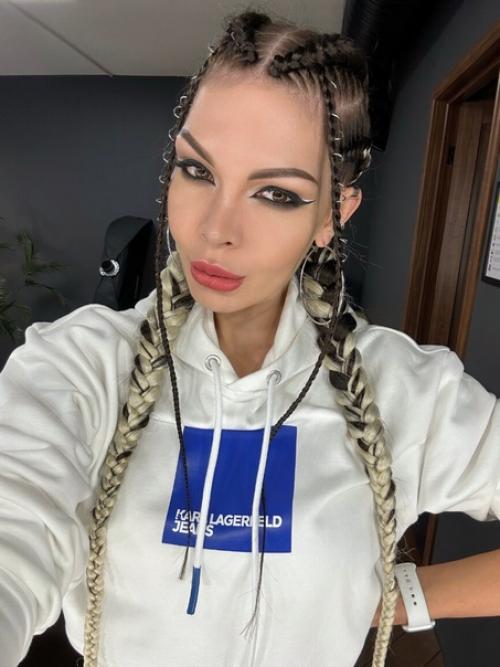 Всегда стараюсь заплести волосы перед отпуском: 01