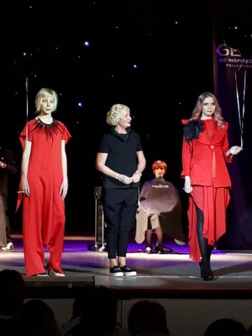 А мы учимся как всегда. 03