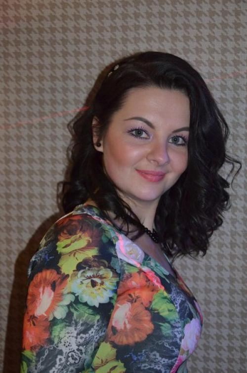 Ох, давненько я не была в своей группе, и месяц назад я не могла даже предположить, что захочу вновь вернуться в мир красивых образов. 01