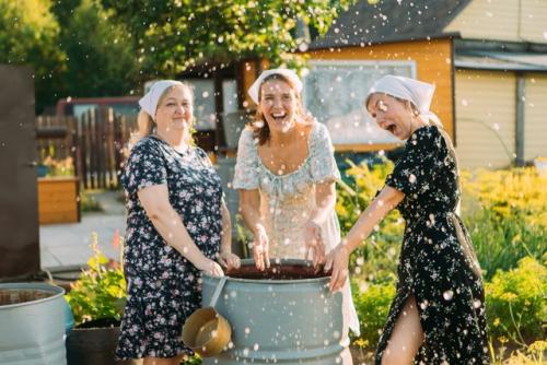 Они в жизни мирной хранили. 07