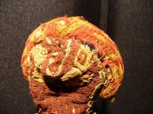 В древности у детей были не только куклы, но и кукольная одежда к ним. 04 В древности у детей были не только куклы, но и кукольная одежда к ним. 04