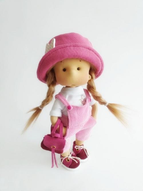 Очаровательный ребёнок.  Рост 24 см. 01