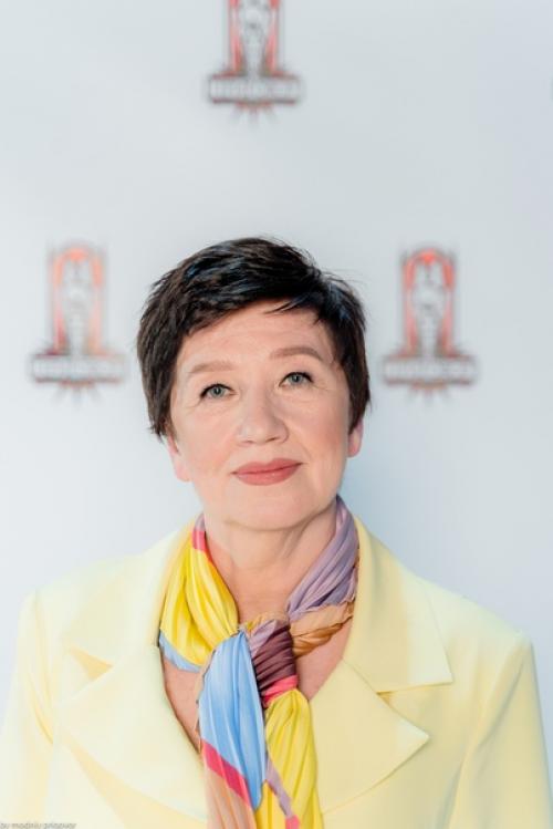 Решиться на короткую стрижку достаточно сложно. 05