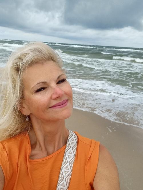 День начинался довольно уныло и скучно. 05