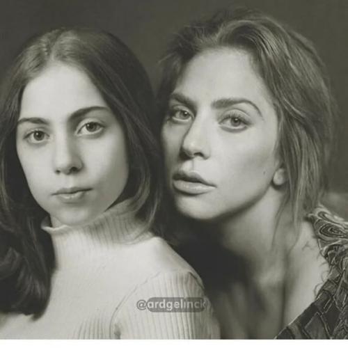 Фотографии, на которых иностранные знаменитости встретились с самими собой из прошлого. 01