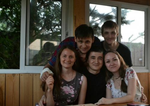 Наш выпускной был Немного не таким, каким мы его себе представляли: без шикарных платьев, причёсок и т. п, но как же душевно всё прошло. 08