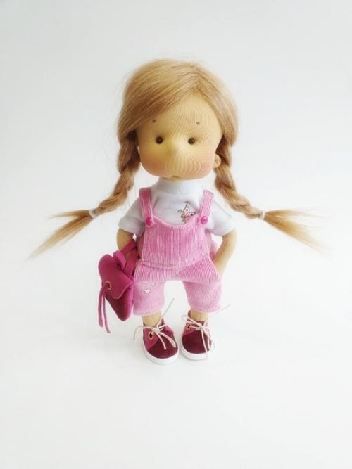 Очаровательный ребёнок.  Рост 24 см. 02