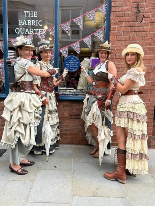 Жара - стимпанк. Сейчас многие думают как создать образ в стиле стимпанк и не упреть в жаркую погоду. 01