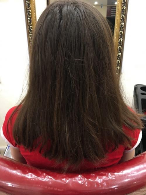 Наша история знакомства с Катюшей началась с её прихода на стрижку, после рекомендации её мамы. 02